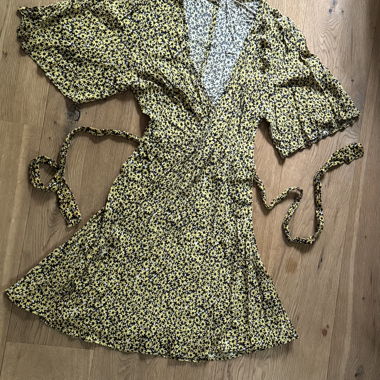 Robe portefeuille à fleurs