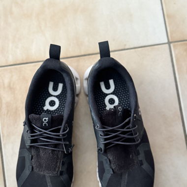 On Cloud Damensneaker