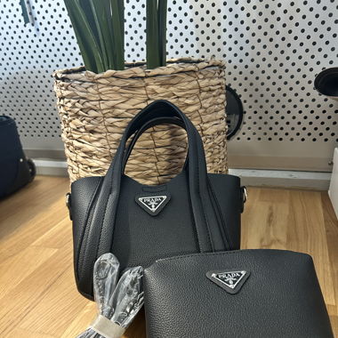 Prada Tasche & Etui