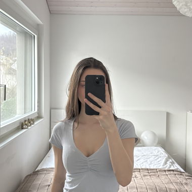 Brandy Melville graues Crop Top