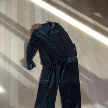 Skims Satin Pyjama