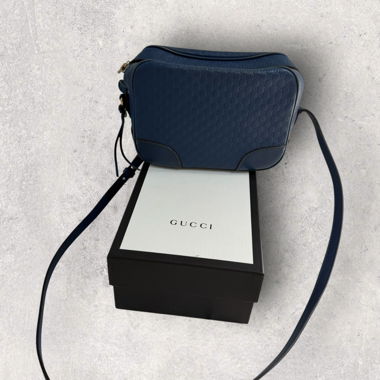 Blauer Gucci-Tasche