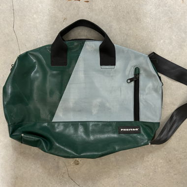 Sac bandoulière vert FREITAG F301 MOSS avec anses 