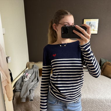Striped long-sleeve with heart