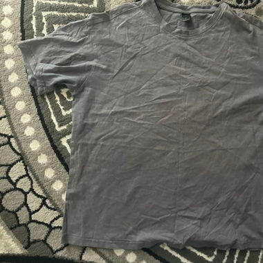 T-Shirt mit stern print hinten