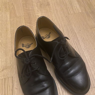 Dr. Martens Glattleder Oxford Schuhe