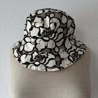 Cappello da pescatore reversibile con motivo floreale