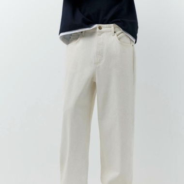 Pull&Bear Jeans in White/Cream