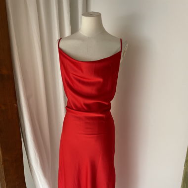 Red Satin Dress😍🌹