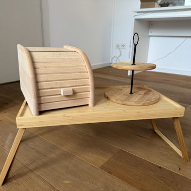 Holz-Küchen-Set: Brotkasten, Etagere, Tablett