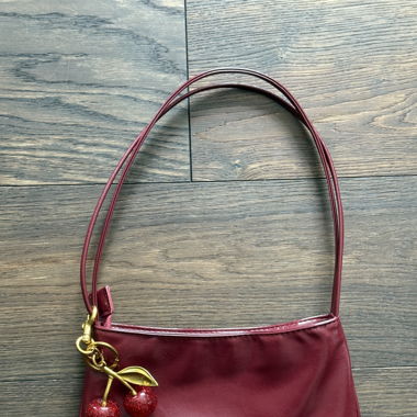 Handtasche von Asos Weinrot