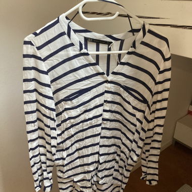 Zara Basic Gestreiftes Oberteil
