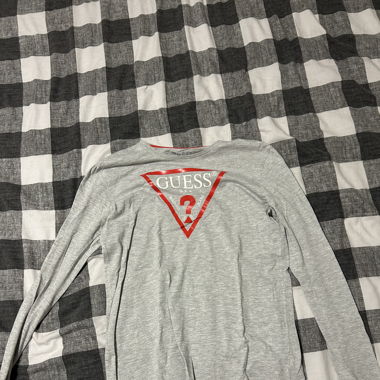 Long Sleeve Guess