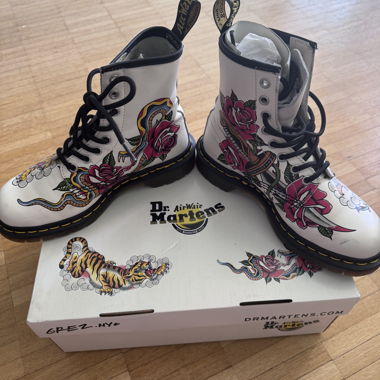 Dr. Martens 1460 GREZ