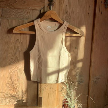 Beige ribbed tank top XS