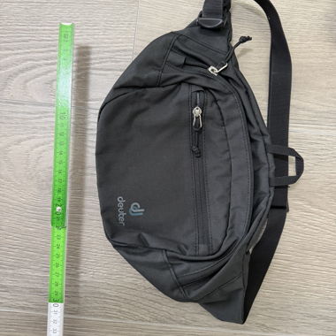 Ceinture banane Deuter noire