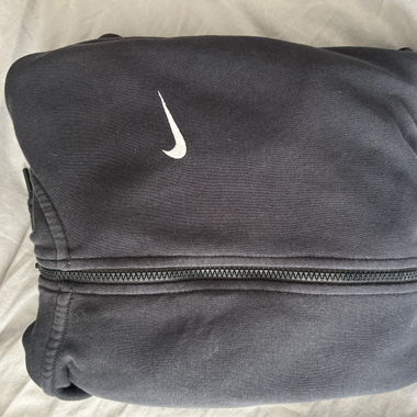 Felpa Nike nera con zip