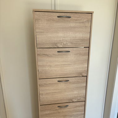 Tall shoe rack