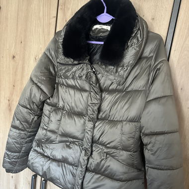 Puffer Jacket with Fur Collar