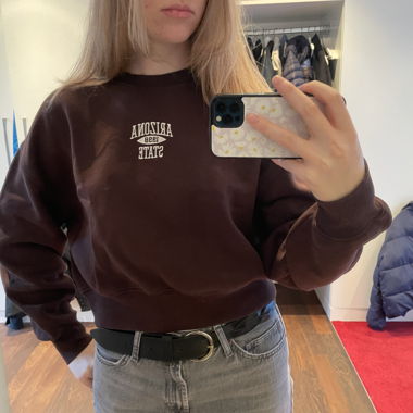 Brown sweater