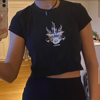 Brandy Melville crop top