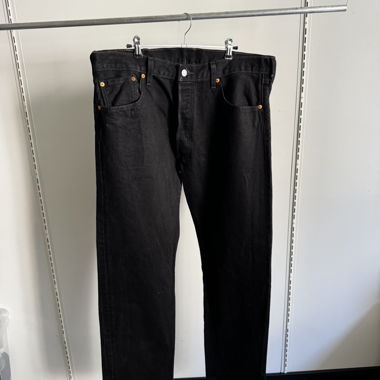 black levi‘s jeans straight leg