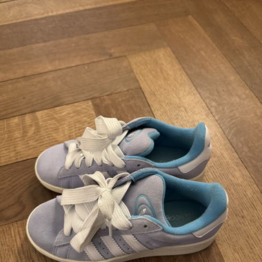 Adidas Campus