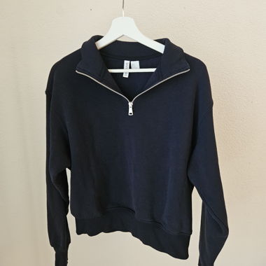 Sweat à capuche zippé demi