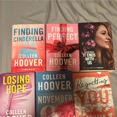 Colleen Hoover Bücher zum Verkaufen 