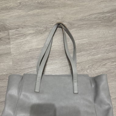 Graue Leder Tasche