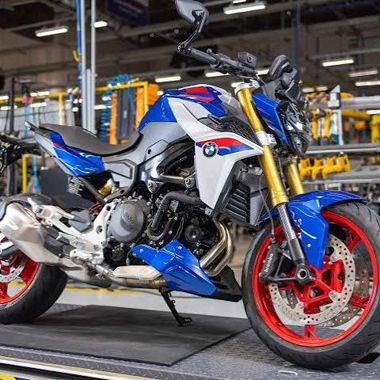 BMW F 900 R