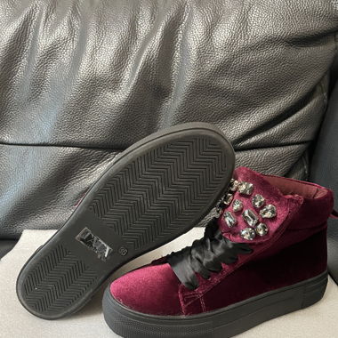 Chaussure neuve taille 36