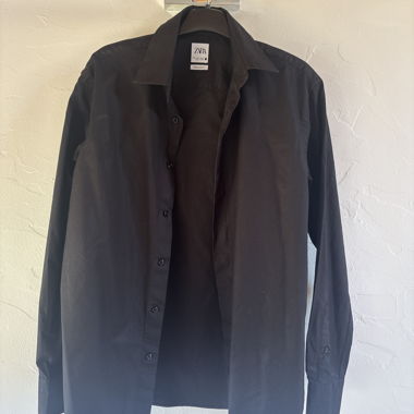 Schwarzes ZARA-Hemd