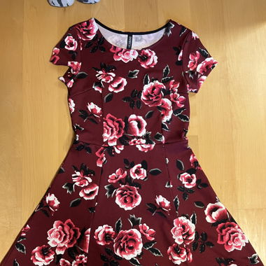 Kleid gemustert
