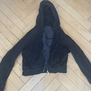Schwarzer Hoodie