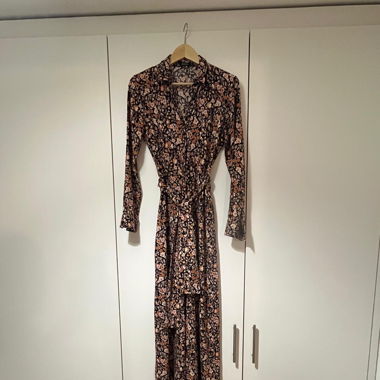 Stradivarius jumpsuit size M
