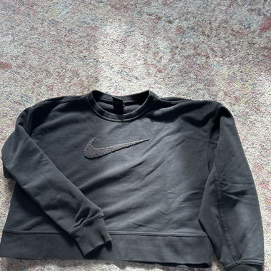 Nike sweater