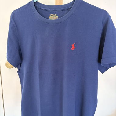 T-shirt polo