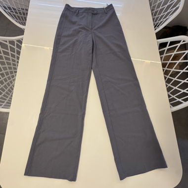 Pantaloni sartoriali grigi a gamba larga