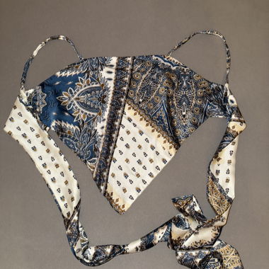 Open-Back Top with Cashmere Pattern