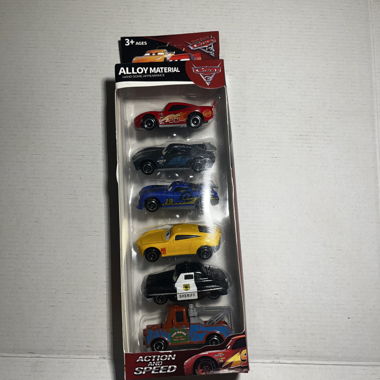 Ensemble de figurines cars