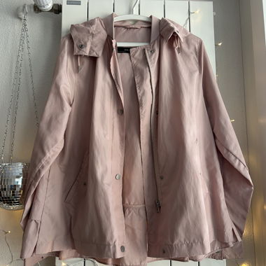 Pink hooded spring jacket