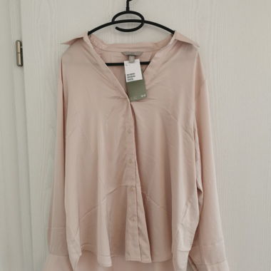 Beige / Hellrosa Bluse
