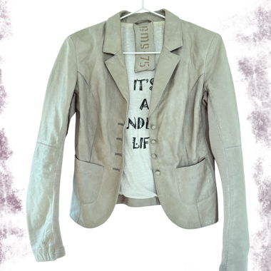 Veste en cuir beige clair / Blazer court été