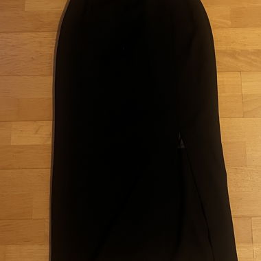 Schwarzer Midirock
