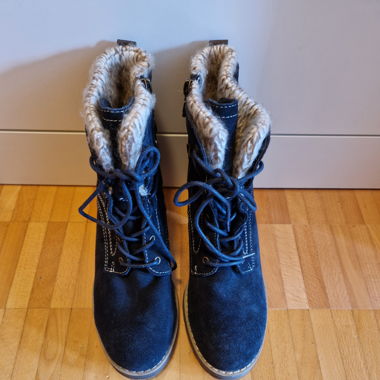 Wildleder-Stiefelette dunkelblau, warm gefüttert