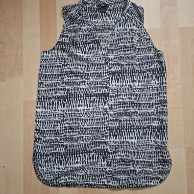 H&M patterned blouse