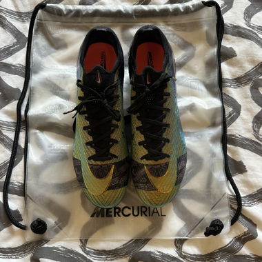 Mercurial Vapor 16 Cosmic Speed 44 LIMITED EDITION