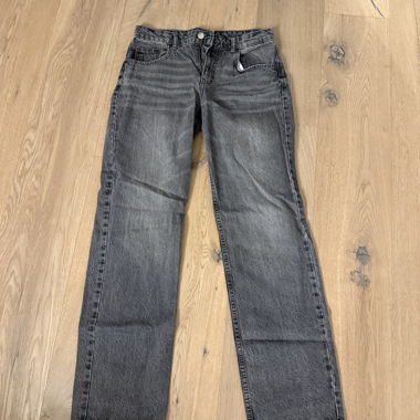 Jeans a gamba dritta