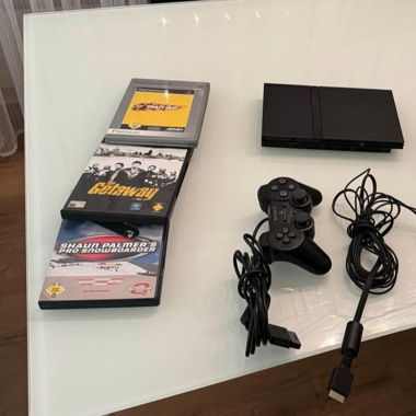 Ps2 Slim, 1 Controller, 3 Games